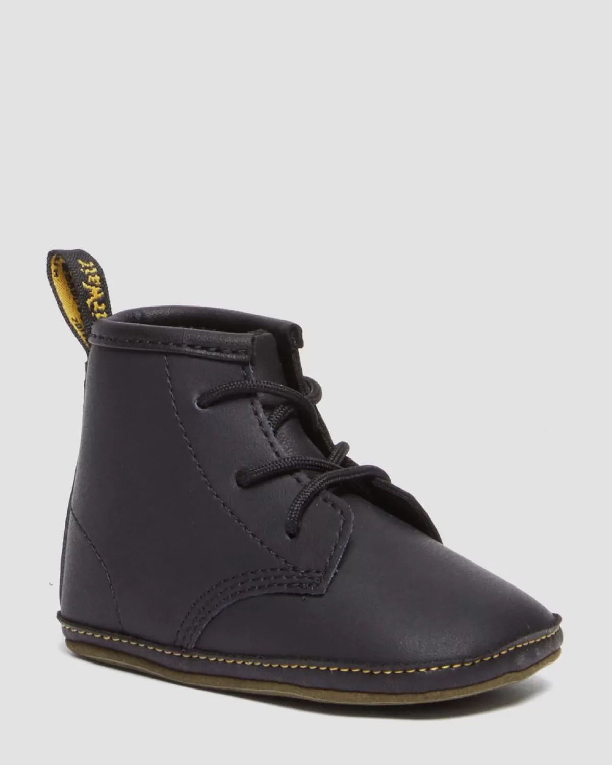 Store Boots 1460 En Cuir Auburn Pour Nouveau-né Enfant Voir Toutes Les Chaussures Pour L'École | Essentiels Ecole Fille